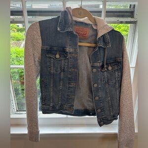 Levi jean jacket with hoodie
